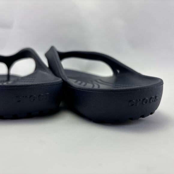 CROCS “Kandee II” Iconic Comfort Flip Flops Dark Blue Size Women’s 8 - Picture 12 of 12